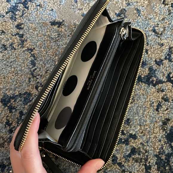 NWOT Kate Spade black leather zip around wallet, polka dot interior - Picture 3 of 8